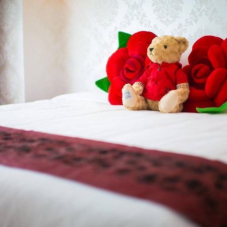 Jin Pin Hotel Magong Bagian luar foto